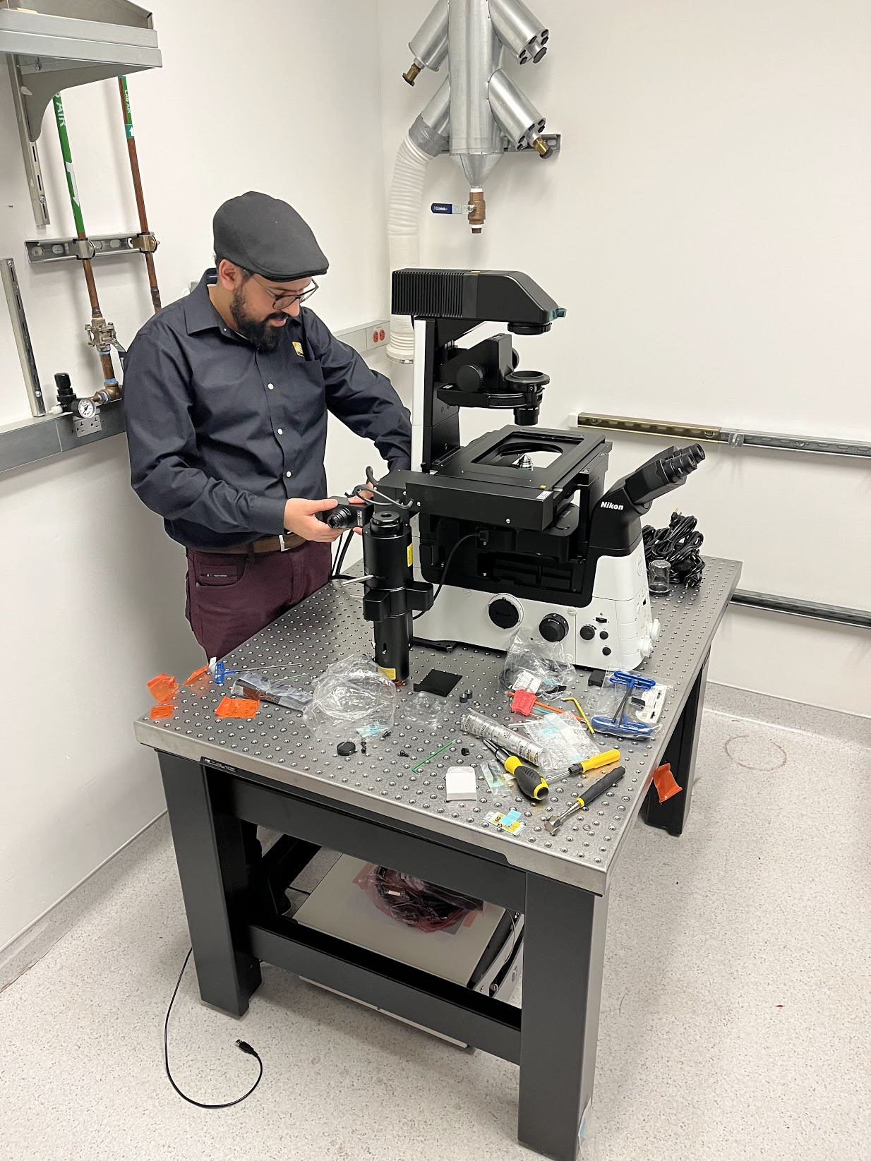 New Super-Resolution Nikon N-Storm Microscope in the Chistol Lab